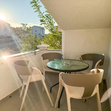 Apartments Silver Novalja Exterior photo