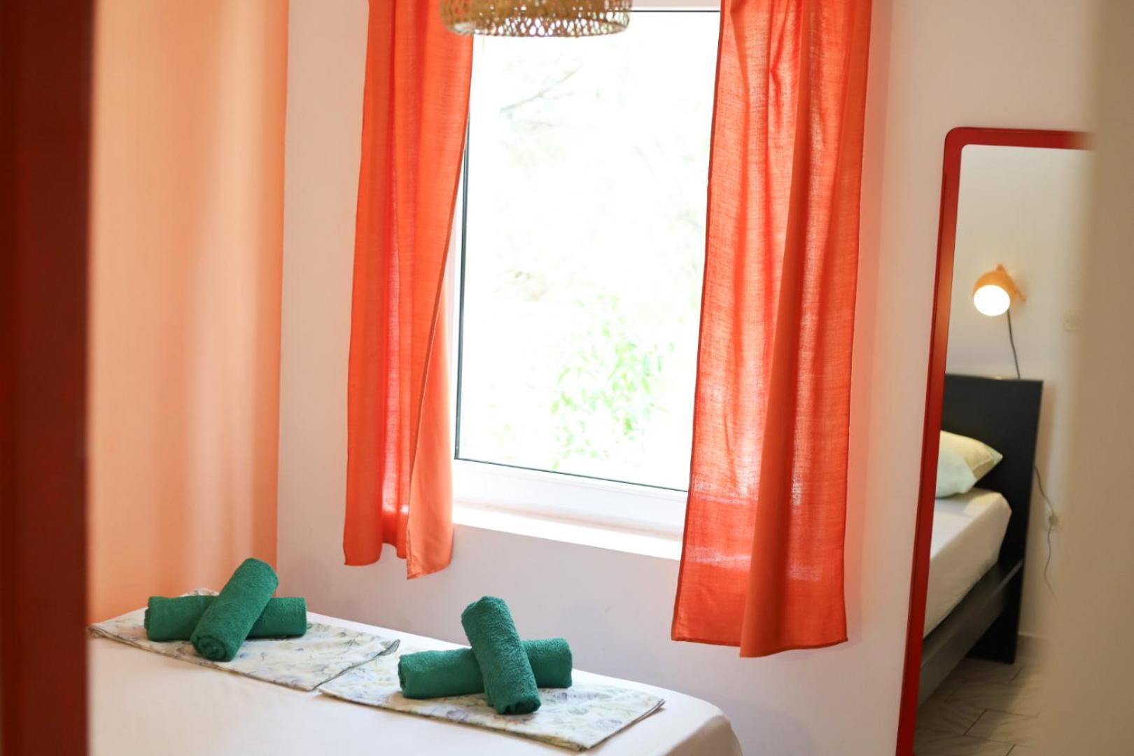 Silver Apartman *